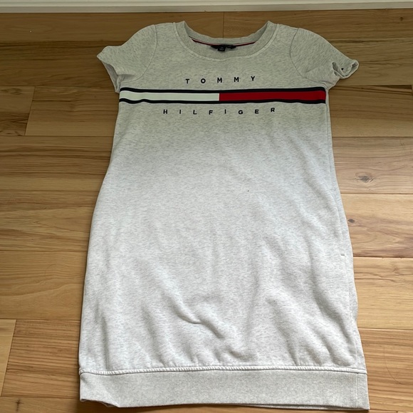 Tommy Hilfiger sweater dress - Picture 1 of 4